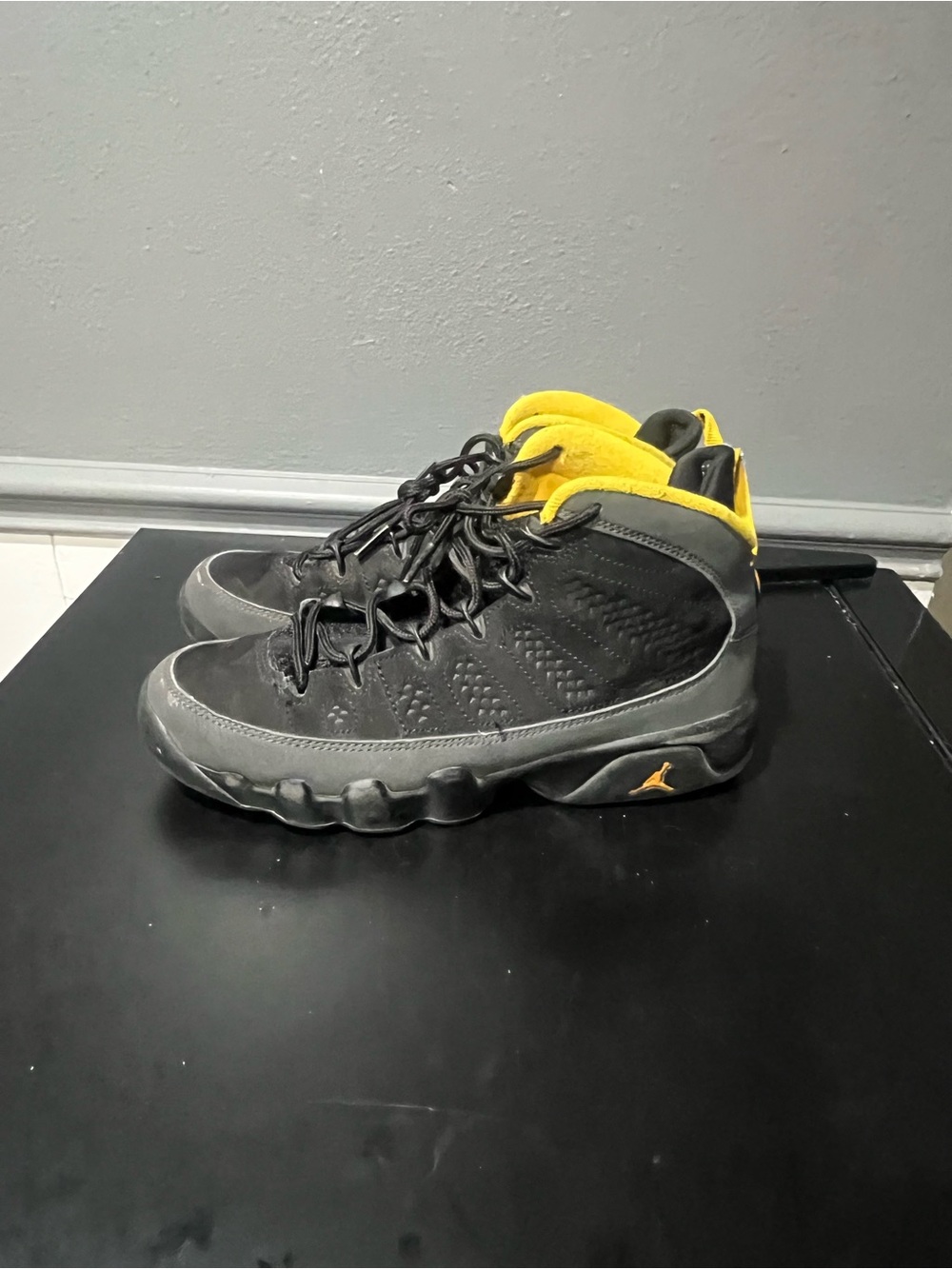 Kid’s Retro 9 Black and Yellow Jordan